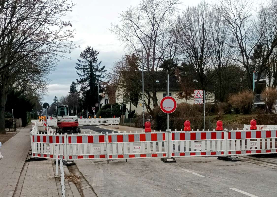 Sperrung Breztenheim Hans-Böckler-Str